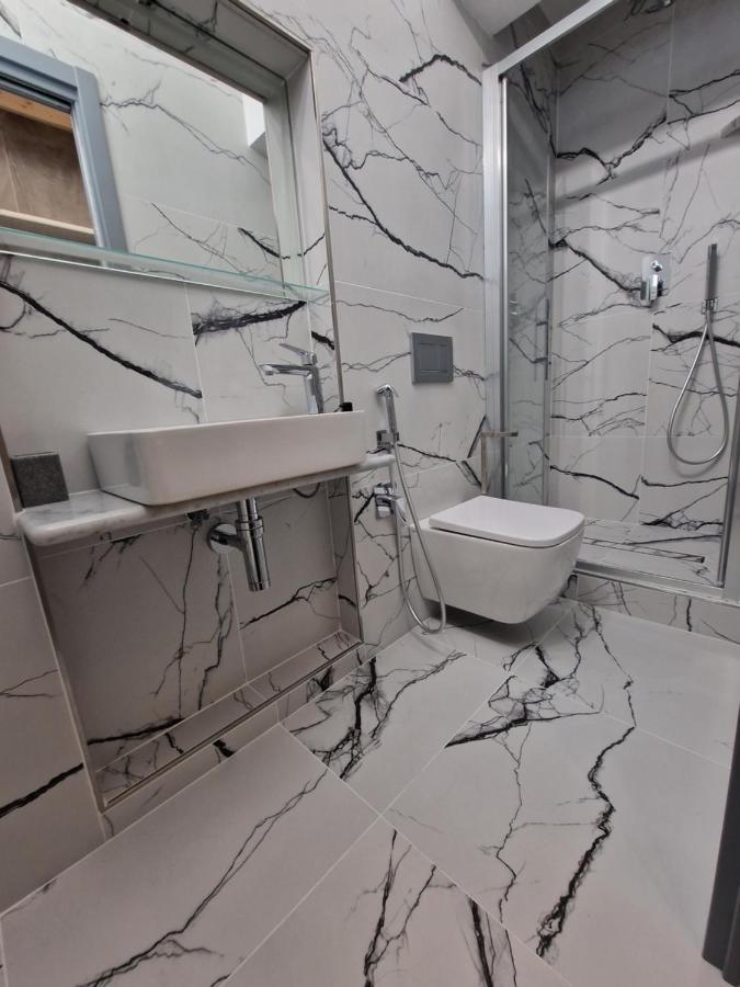 Marla Rooms La Spezia Ngoại thất bức ảnh