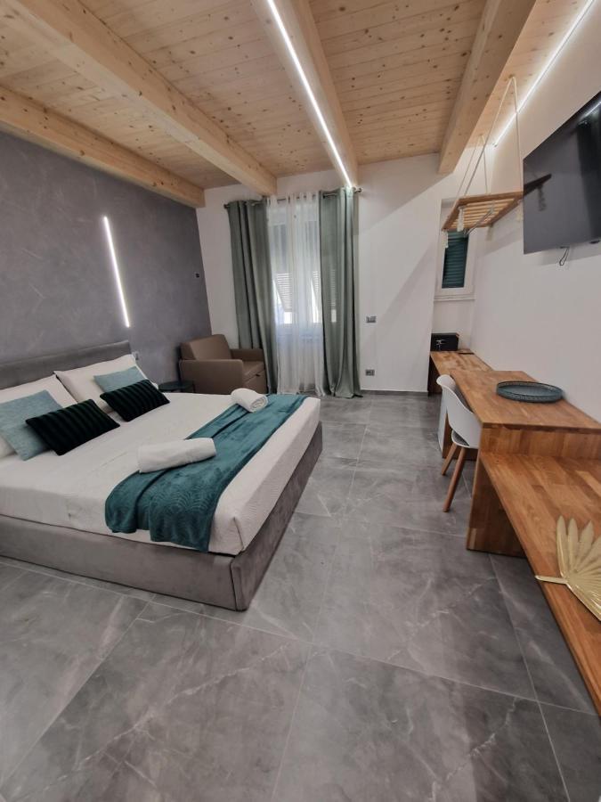 Marla Rooms La Spezia Ngoại thất bức ảnh