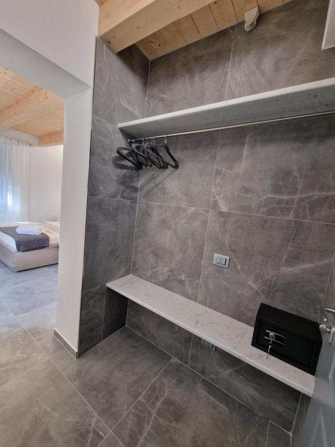 Marla Rooms La Spezia Ngoại thất bức ảnh