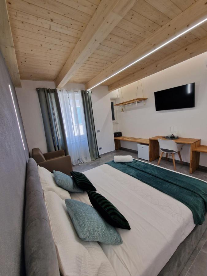 Marla Rooms La Spezia Ngoại thất bức ảnh