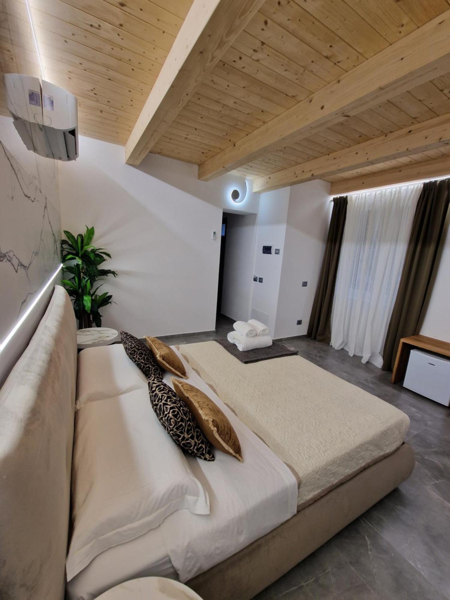 Marla Rooms La Spezia Ngoại thất bức ảnh