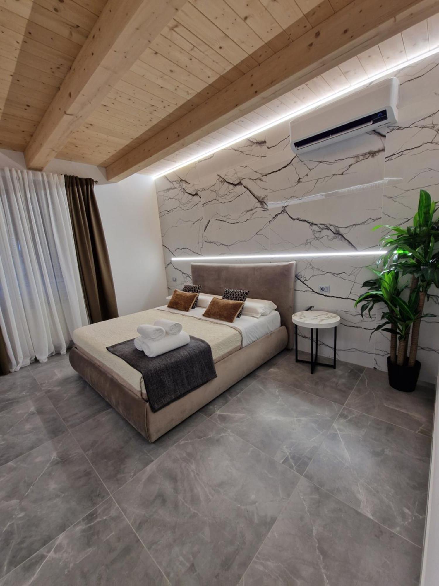 Marla Rooms La Spezia Ngoại thất bức ảnh